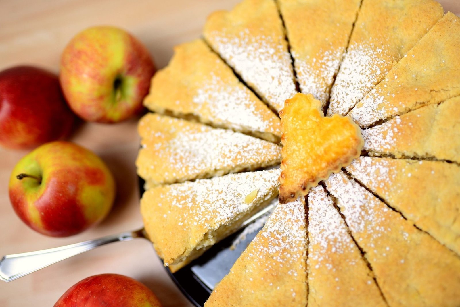 How To Make Baked Apples With Crumble In The Remoska Homemade Recipes