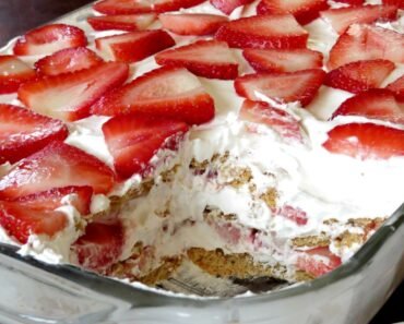 Strawberry Cream Cheese Icebox Cake
